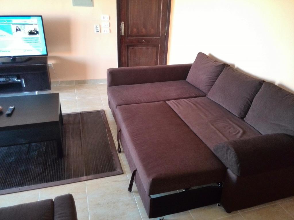 Three-Bedroom Garden Chalet At Marina Wadi Degla For Families 아인 수크나 객실 사진