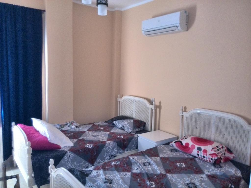 Three-Bedroom Garden Chalet At Marina Wadi Degla For Families 아인 수크나 객실 사진